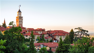 Tra le vie di Saluzzo il cammino non finisce mai