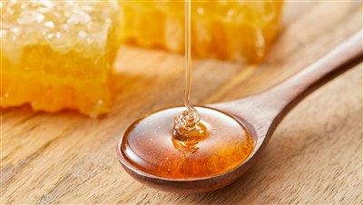 Miele: l’oro naturale che nutre, protegge e riequilibra